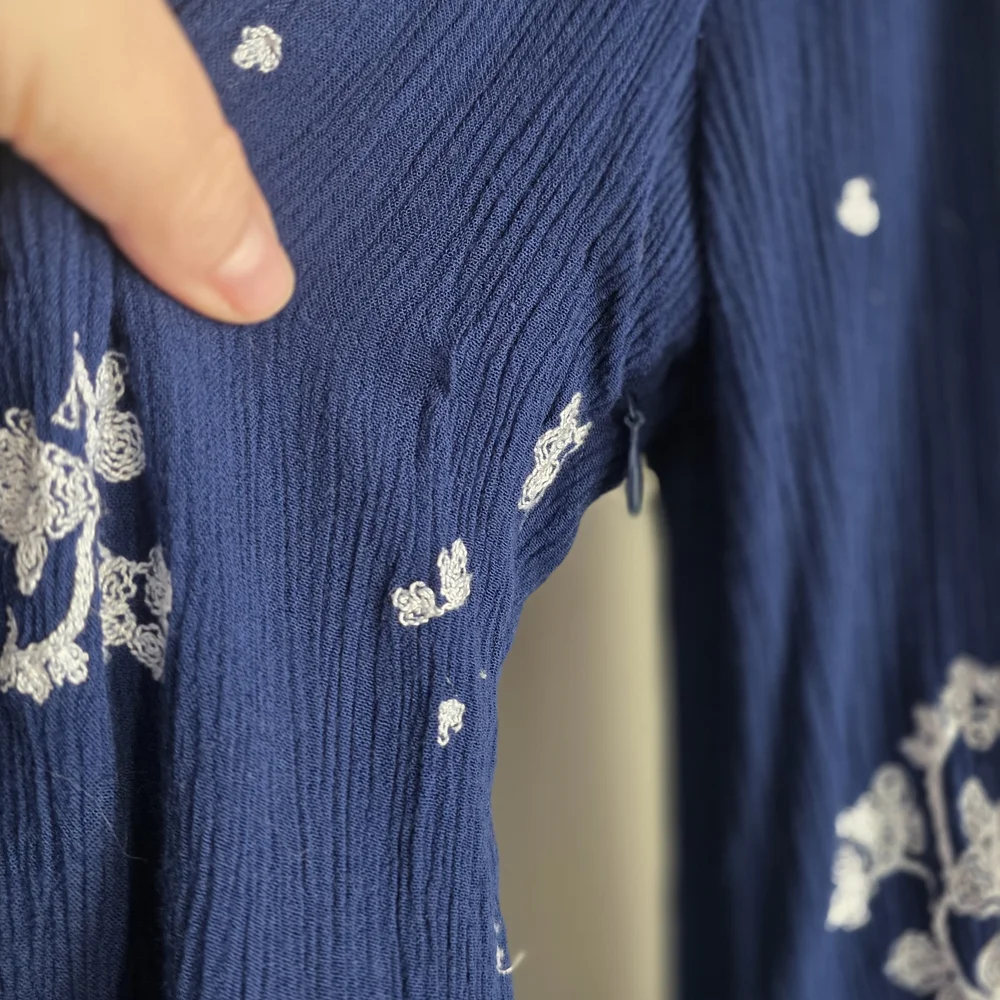 Free People Jasmine Embroidered Mini Dress in Navy Blue Small Good Condition - Picture 12 of 16